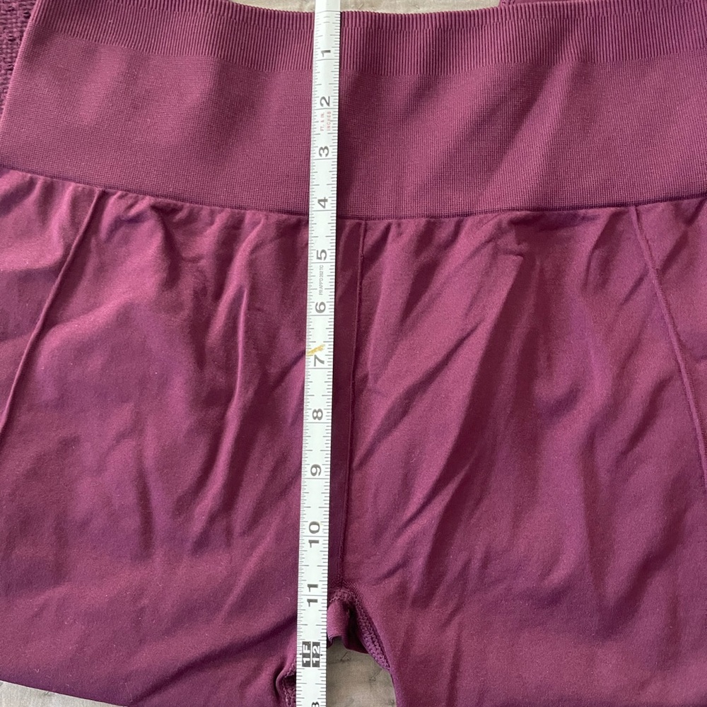 Fabletics Sync High Waisted Perforated Leggings L… - image 7